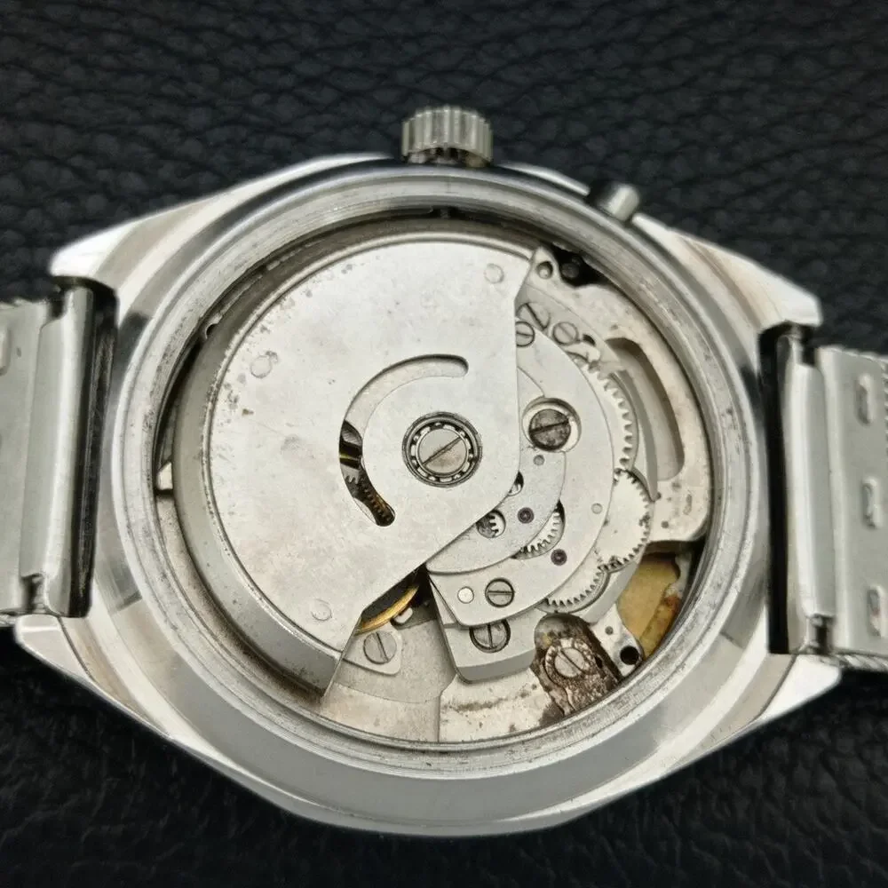 Vintage 1976 Ricoh Automatic Mens Silver Watch W/daydate & Red accents